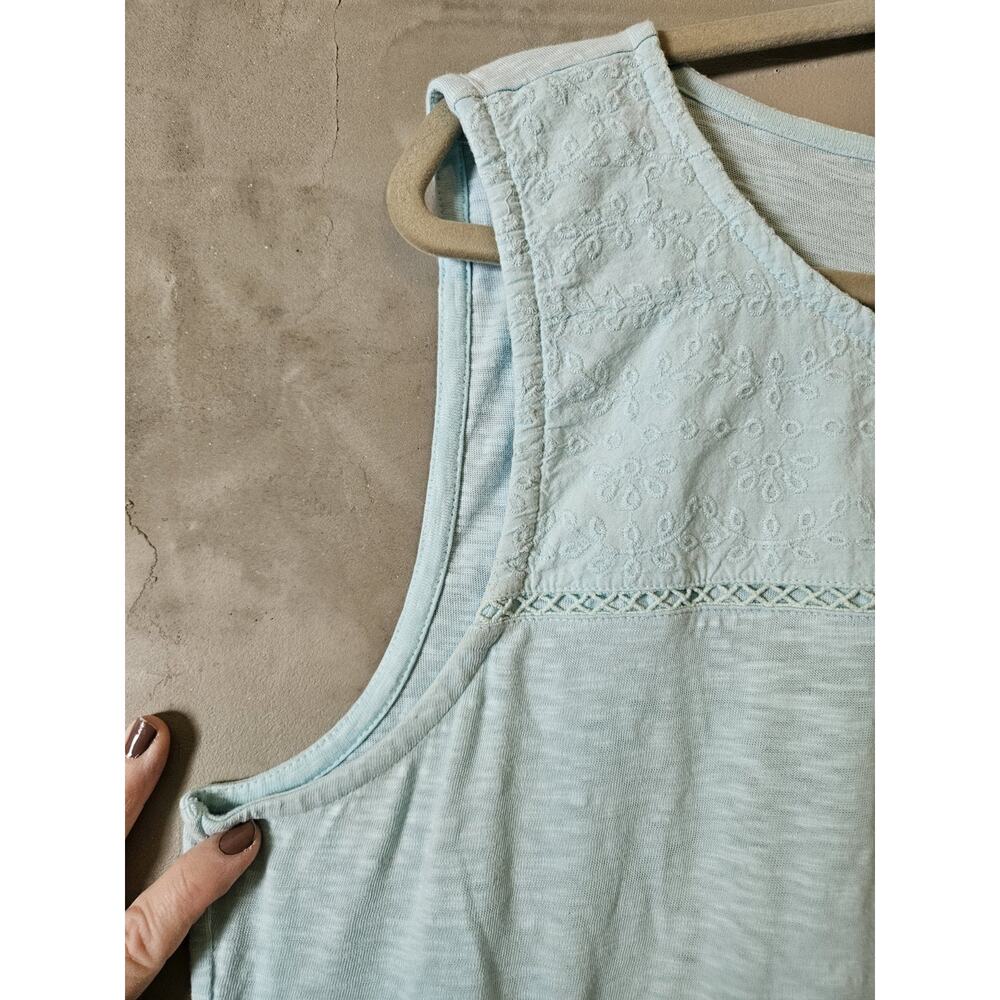 Talbots XL Blue 100% Cotton Knit Scoop Neck Sleeveless Embroidered Tank - Picture 7 of 7